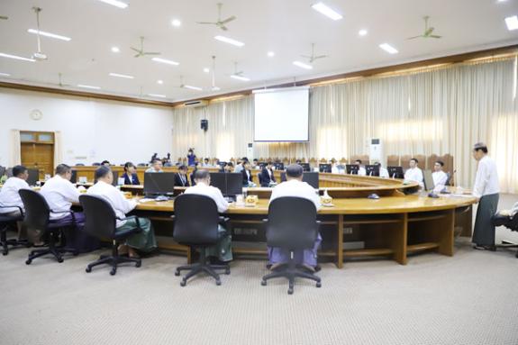 ဦးစီးအရာရှိများ လုပ်ငန်းခွင်အကြိုစွမ်းရည်မြှင့်သင်တန်းအမှတ်စဉ် ( ၂ / ၂၀၂၄ ) သင်တန်းဆင်းပွဲ ကျင်းပ